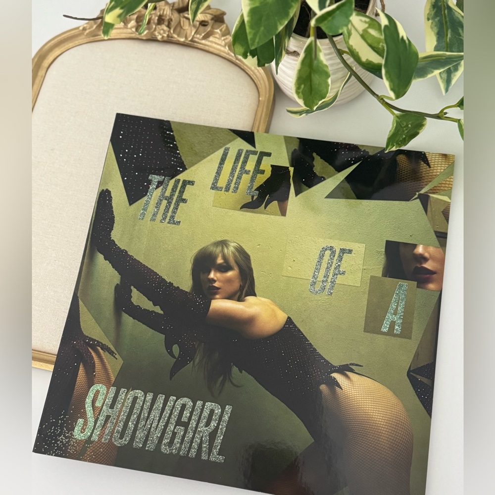 SOLD ⭐️ The Life of a Showgirl Limited Edition Shiny Bug Vinyl